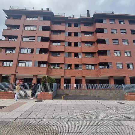Appartement Piso Zona Hospital 6 Personas à Oviede Extérieur photo