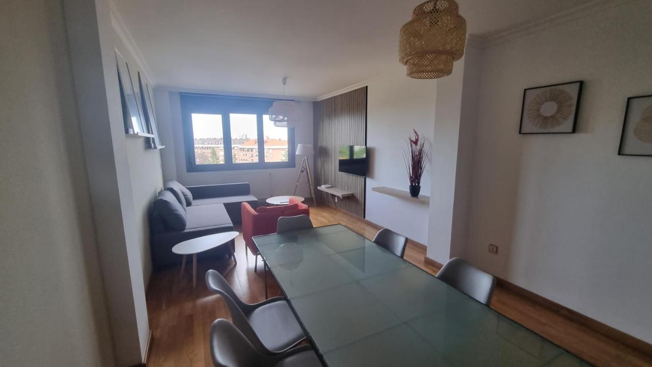 Appartement Piso Zona Hospital 6 Personas à Oviede Extérieur photo