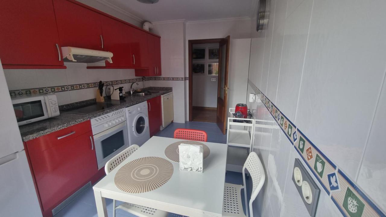 Appartement Piso Zona Hospital 6 Personas à Oviede Extérieur photo